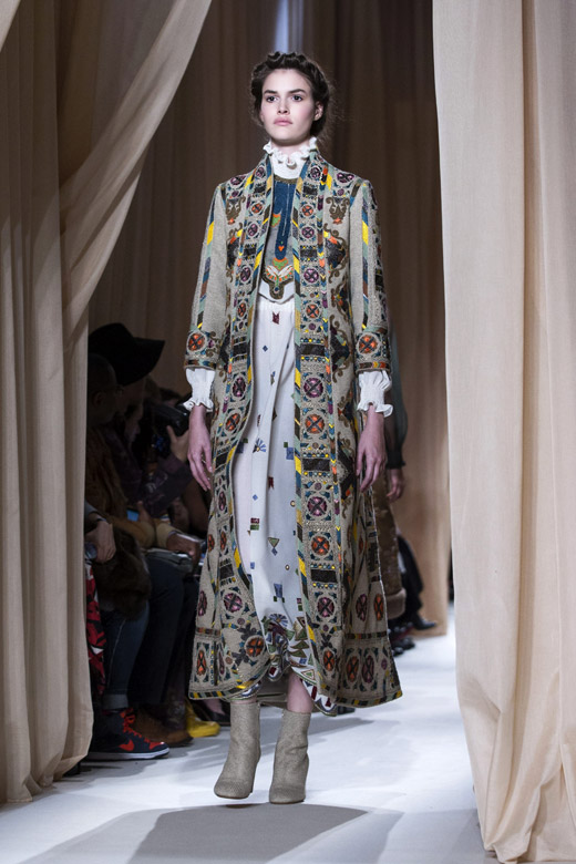 Valentino Spring-Summer 2015 Haute Couture collection at Paris Fashion Week