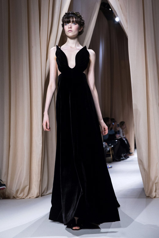 Stylefluid Trendz: Valentino Spring Summer 2015 Couture : Love Conquers  all : Paris Haute Couture Fashion Week