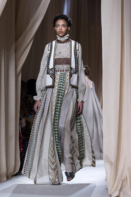 Valentino Spring Summer 2015 Haute Couture collection at Paris