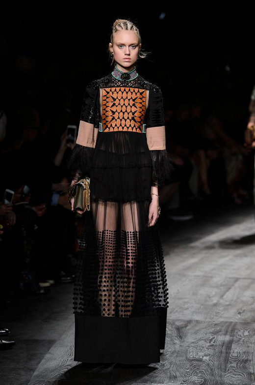 Valentino Spring/Summer 2016 women's collection