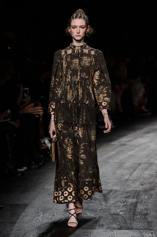 Valentino Spring/Summer 2016 women's collection