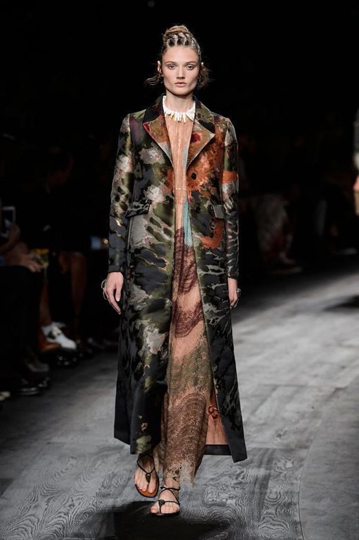 Valentino Spring/Summer 2016 women's collection