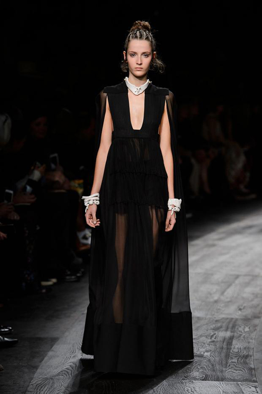 Valentino Spring/Summer 2016 women's collection