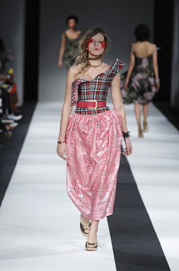 Vivienne Westwood Red Label Fall-Winter 2015/2016 collection