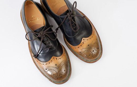 Leather shoes with Japanese stroke
