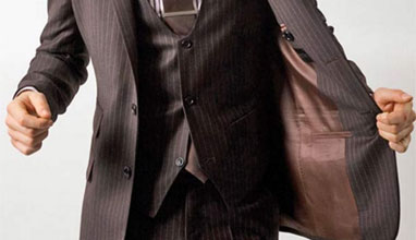 Why you should choose the tailor-made suits over the ready ones