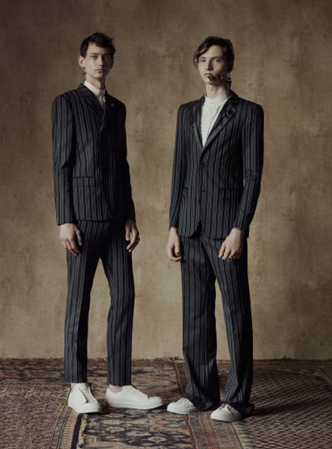 Alexander McQueen Spring/Summer 2017 collection - tailoring is the key