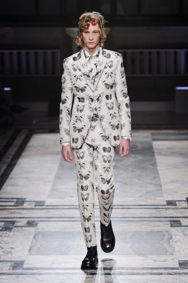 Alexander McQueen Fall 2016 Menswear-London - Fashion Shows - Bellazon