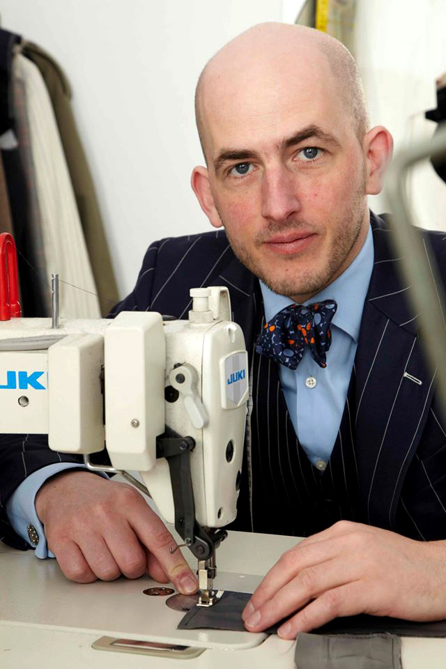 Quality bespoke men's suits by Belgian tailor Aravinda Rodenburg