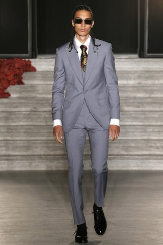 Justin O’Shea presented his first collection for the Brioni brand