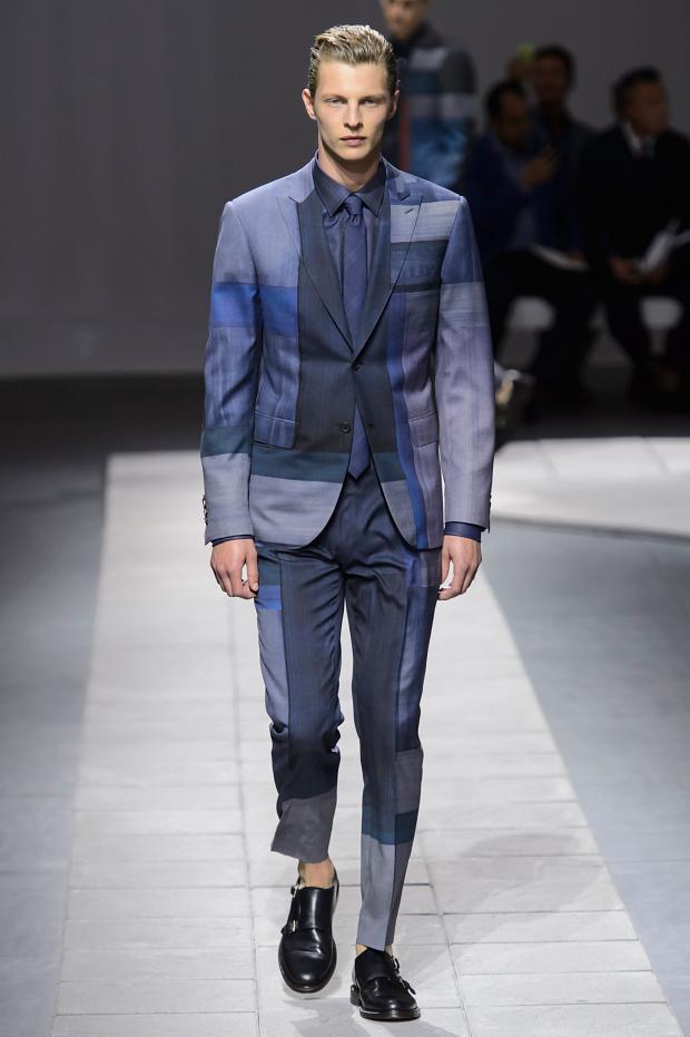 Brioni Spring/Summer 2016 - the geometry in the suit, out of the frame