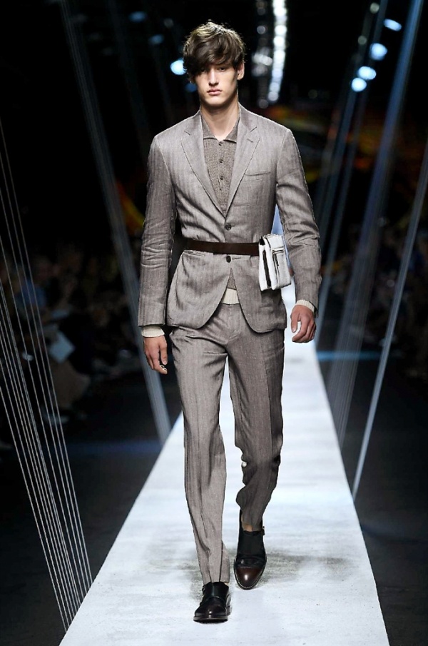 Milano Moda Uomo: Canali Spring-Summer 2017 men's collection