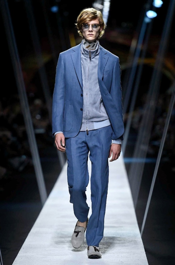 Milano Moda Uomo: Canali Spring-Summer 2017 men's collection