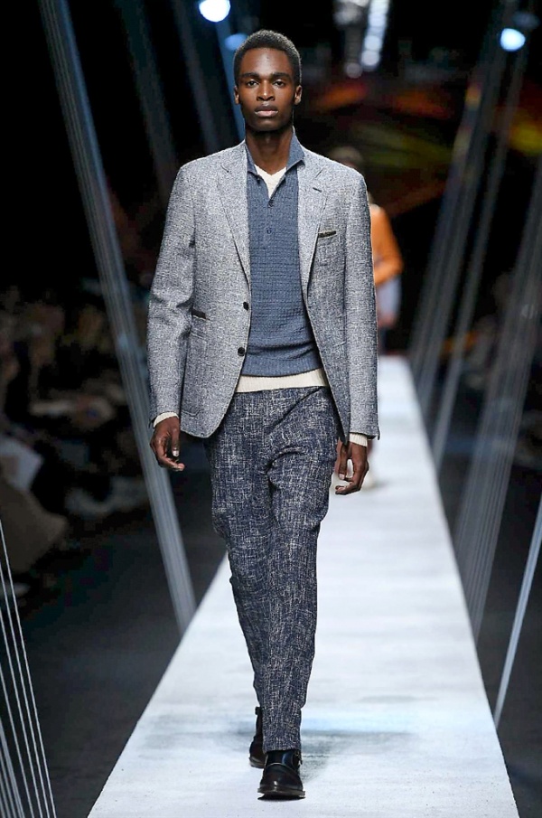 Milano Moda Uomo: Canali Spring-Summer 2017 men's collection