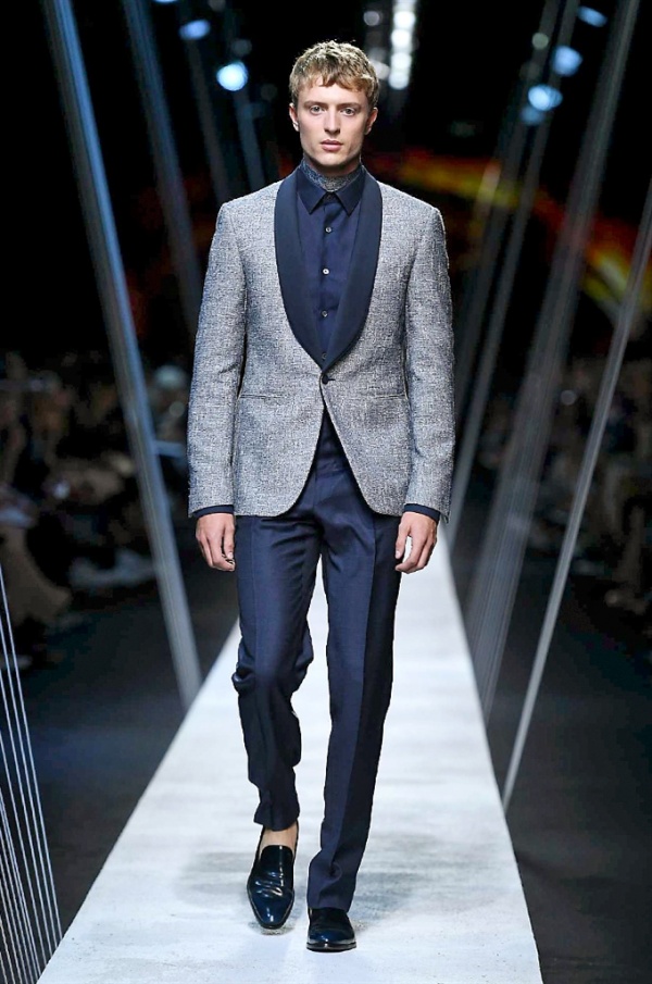 Milano Moda Uomo: Canali Spring-Summer 2017 men's collection