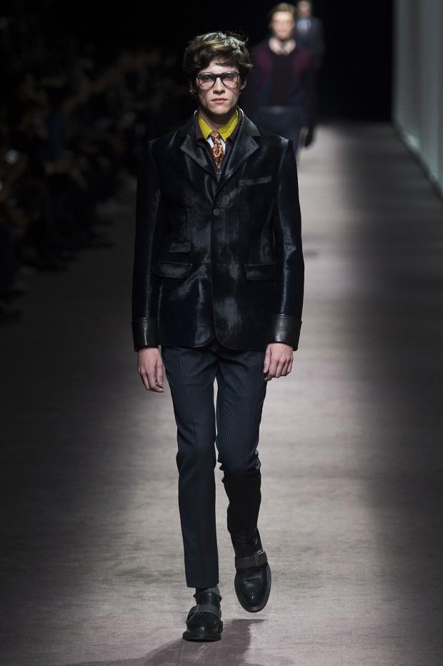 Canali Fall/Winter 2016 collection - a variety of fabrics and colours