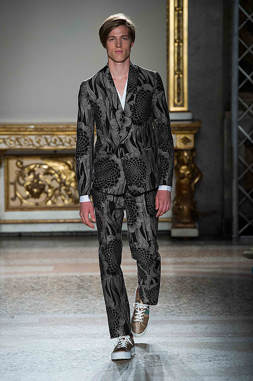 Christian Pellizzari Spring-Summer 2016 menswear collection 