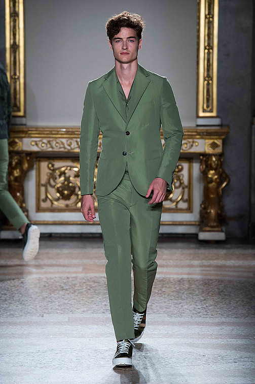 Christian Pellizzari Spring-Summer 2016 menswear collection 