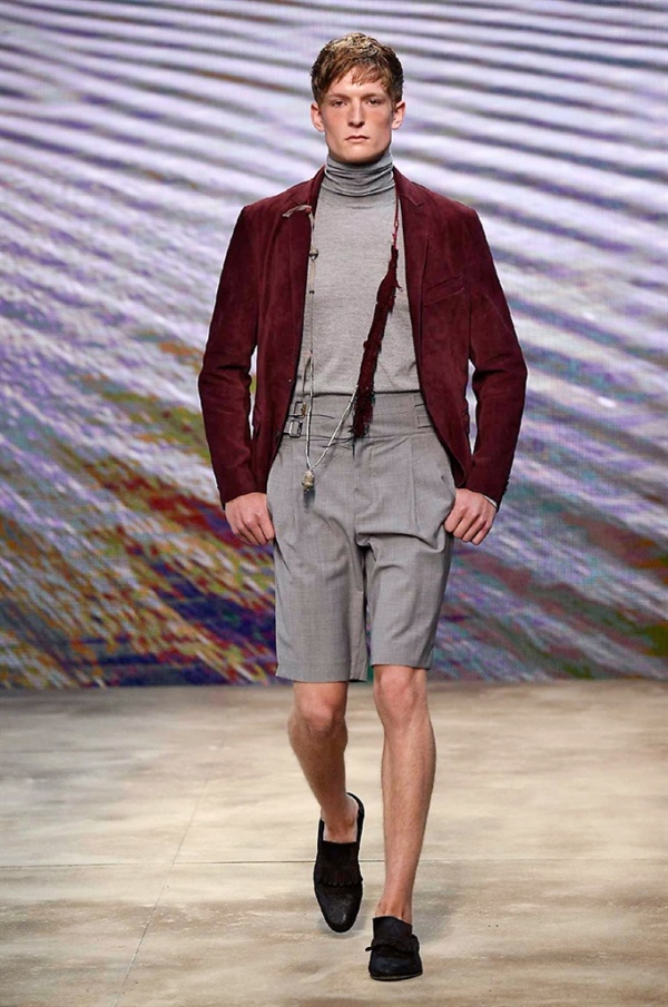 Milano Moda Uomo: DAKS Spring-Summer 2017 men's collection