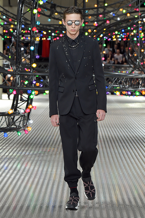 Paris Fashion Week: Dior Homme Spring-Summer 2017 collection