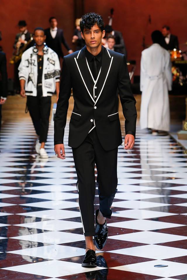 Dolce & Gabbana Spring-Summer 2017 Men's Fashion Show