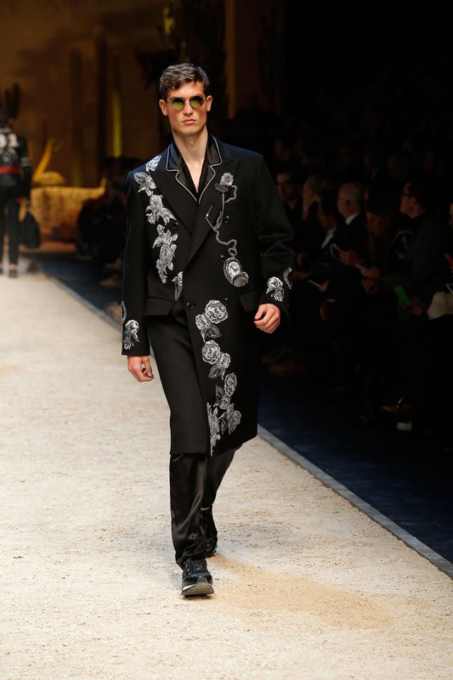 Dolce & Gabbana Fall-Winter 2016/2017 Men's collection 