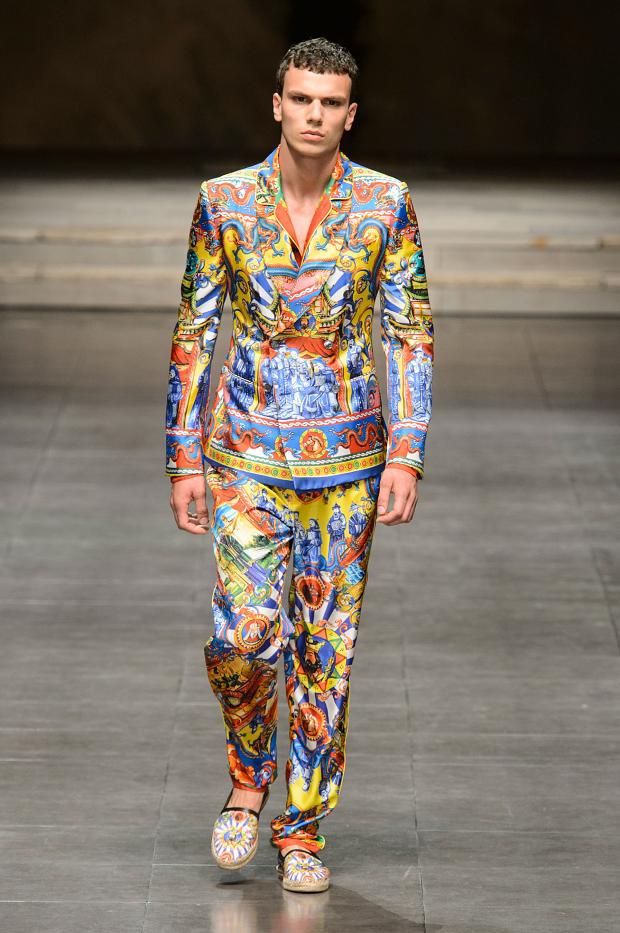 Dolce&Gabbana's 'Birds of Paradise' Spring/Summer 2016 collection