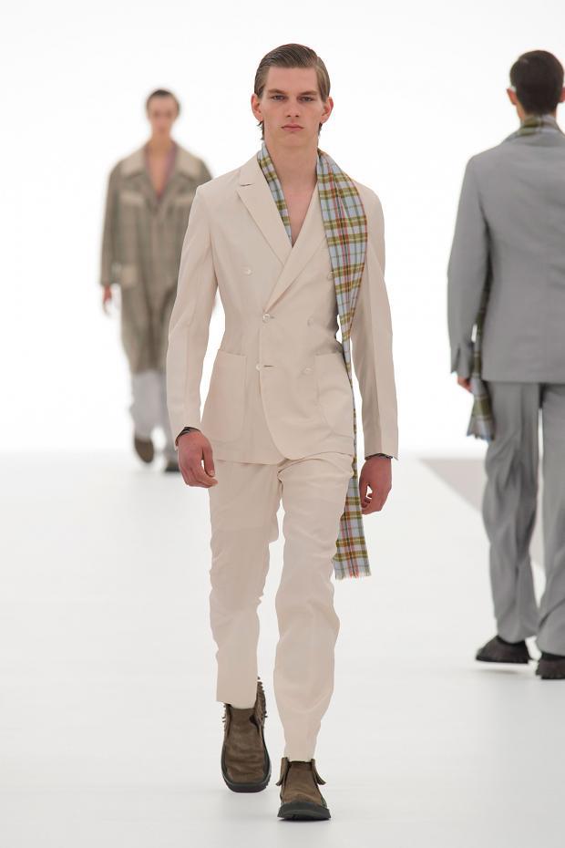 Ermenegildo Zegna Couture Spring/Summer 2016 - tailoring is an important category