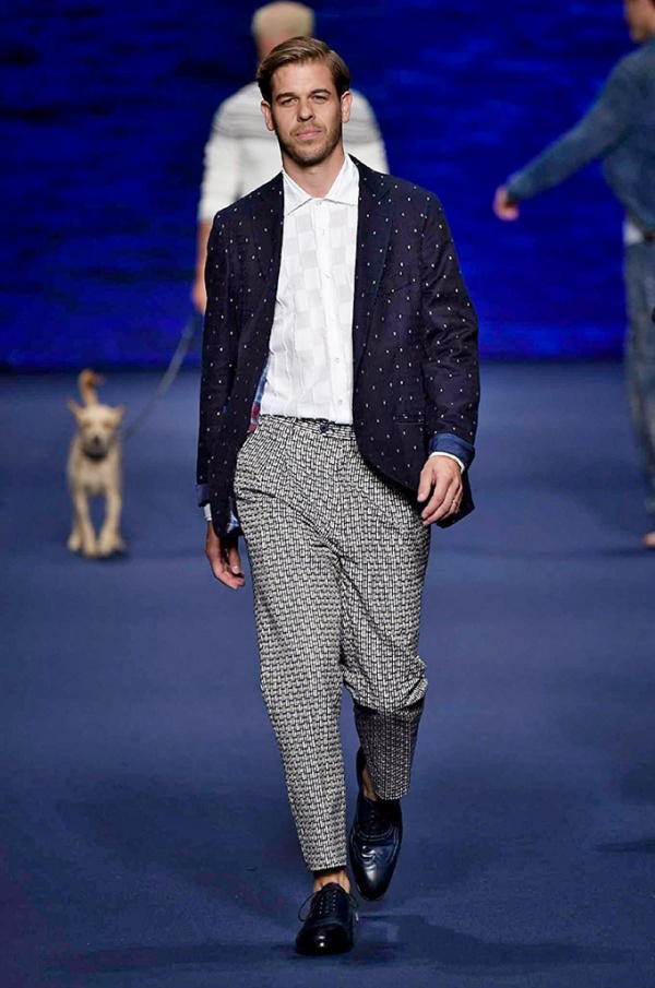 Milano Moda Uomo: Etro Spring-Summer 2017 men's collection