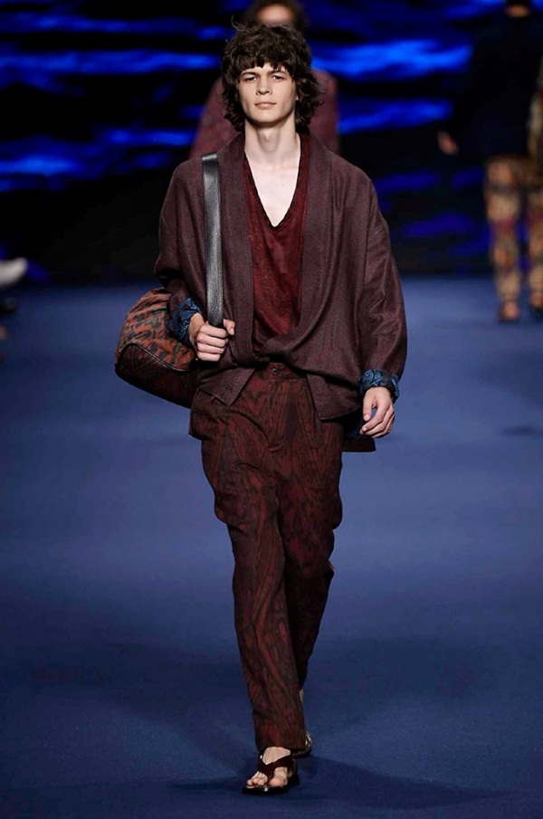 Milano Moda Uomo: Etro Spring-Summer 2017 men's collection