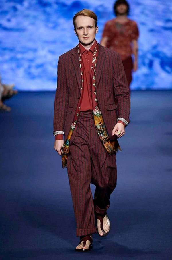 Milano Moda Uomo: Etro Spring-Summer 2017 men's collection