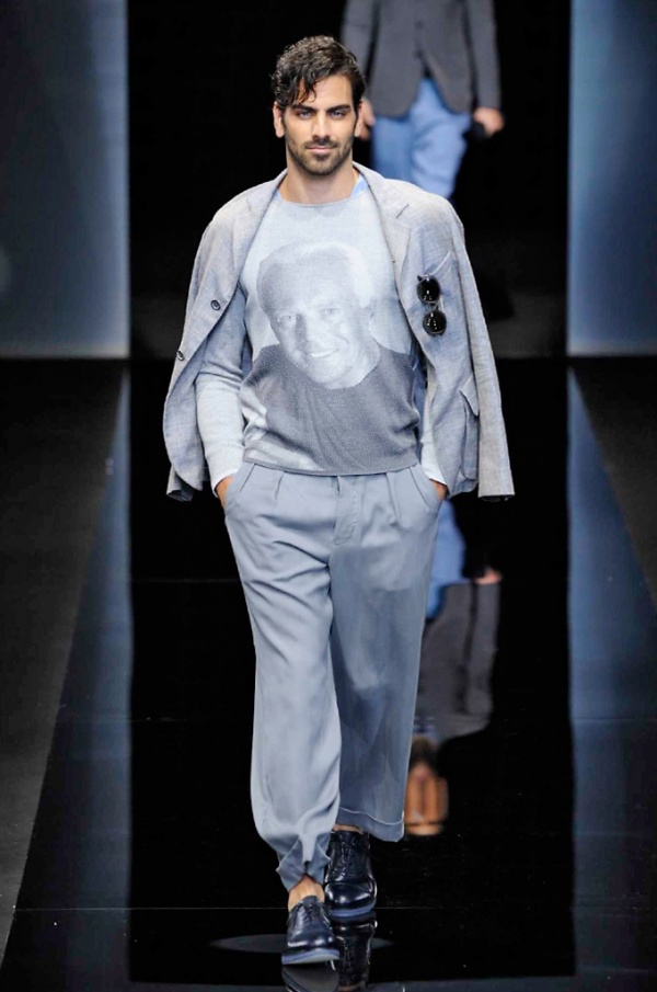 Milano Moda Uomo: Giorgio Armani Spring-Summer 2017 men's collection 