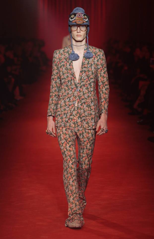 Uden for Tilbageholdelse alene Grube Matratze Mann gucci autumn floral suit Trog bewundern Unterdrückung