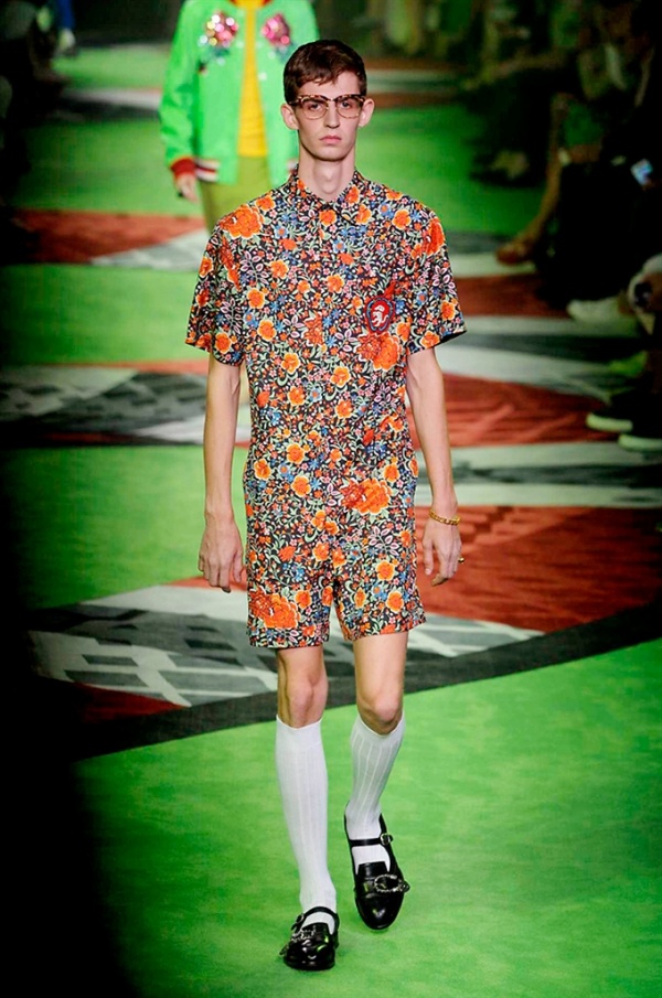 Milano Moda Uomo: Gucci Spring-Summer 2017 men's collection 