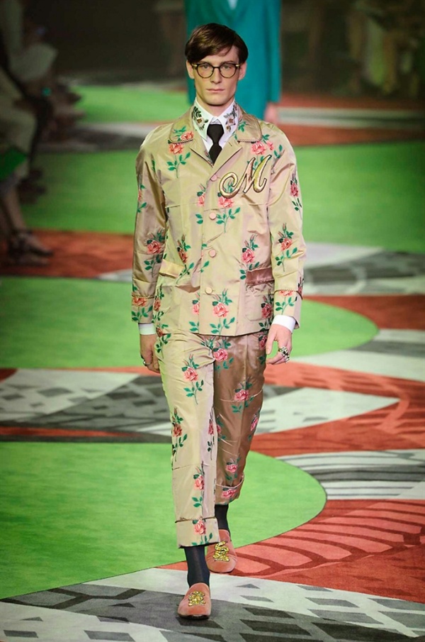 Milano Moda Uomo: Gucci Spring-Summer 2017 men's collection 