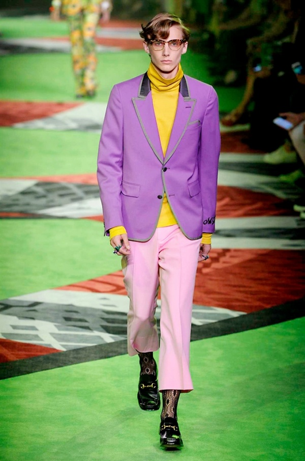 Milano Moda Uomo: Gucci Spring-Summer 2017 men's collection 