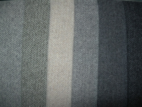 Cashmere and premium quality wool fabrics for Fall/Winter by LANIFICIO BRESCHI