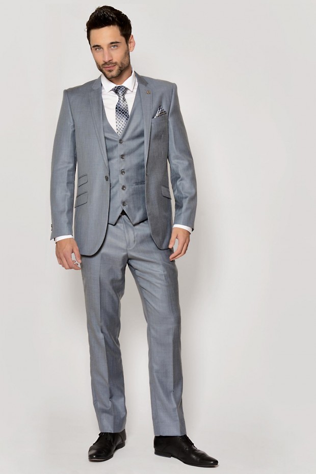 Finest quality mens suits by Marc Darcy London