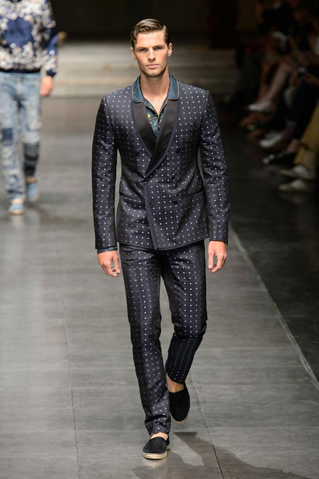 Men's suits 2016 fashion trends: Blue suits