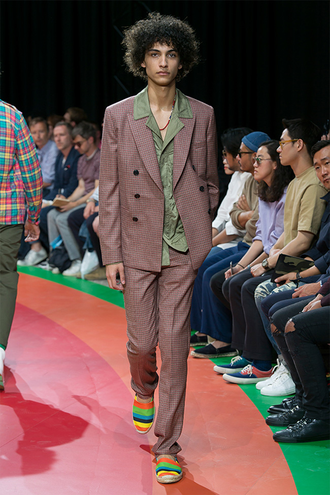 Paul Smith 2017 Spring/Summer Men's Runway Collection