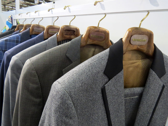 The interest in made-to-measure men's suit is growing