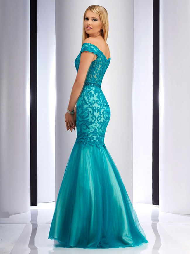 Fashion trends in prom dresses 2016