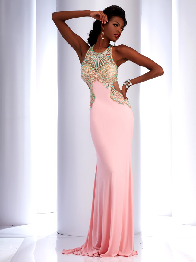 Fashion trends in prom dresses 2016