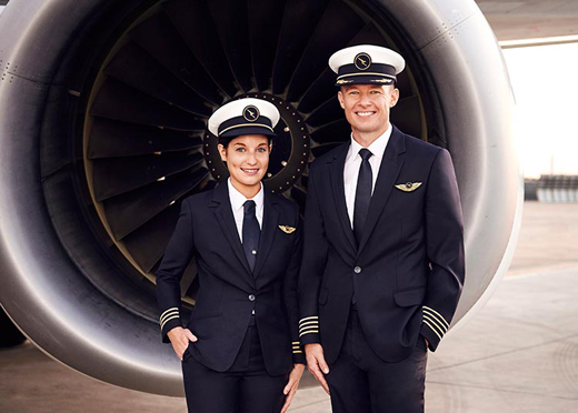 Qantas pilots will fly in uniforms made of merino wool