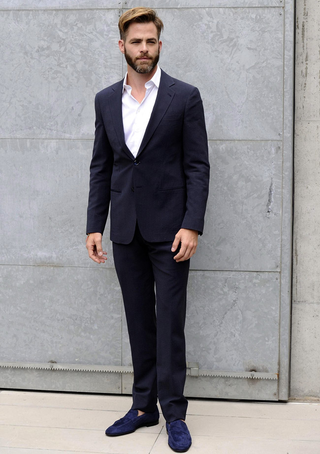 Star Trek Beyond Chris Pine in elegant men's suits