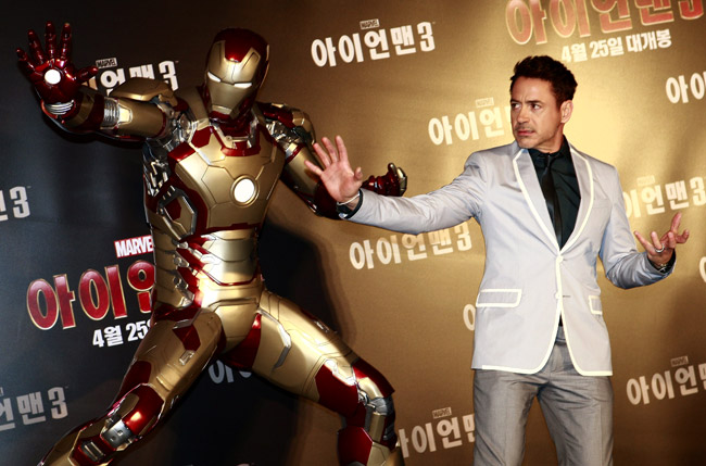 Robert Downey Jr - Iron style by Iron Man