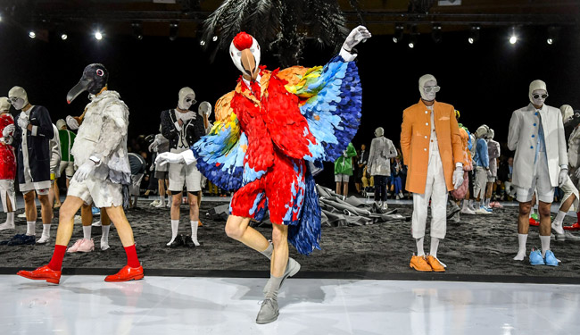 Paris Fashion Week: Thom Browne Spring-Summer 2017 collection