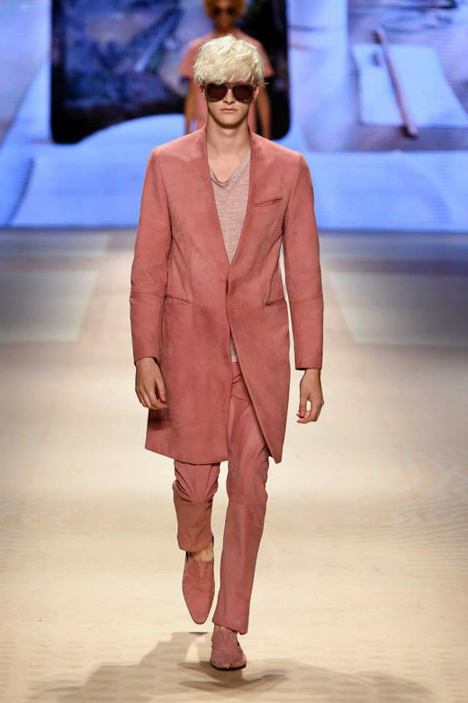 Men's suits 2016 fashion trends: Colorful suits