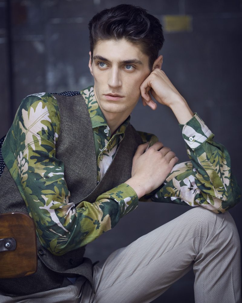 Ungaro Men Spring-Summer 2017 collection offers a variety of stylish ...