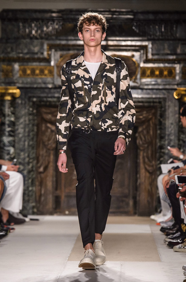 Paris Fashion Week: Valentino Spring-Summer 2017 men's collection